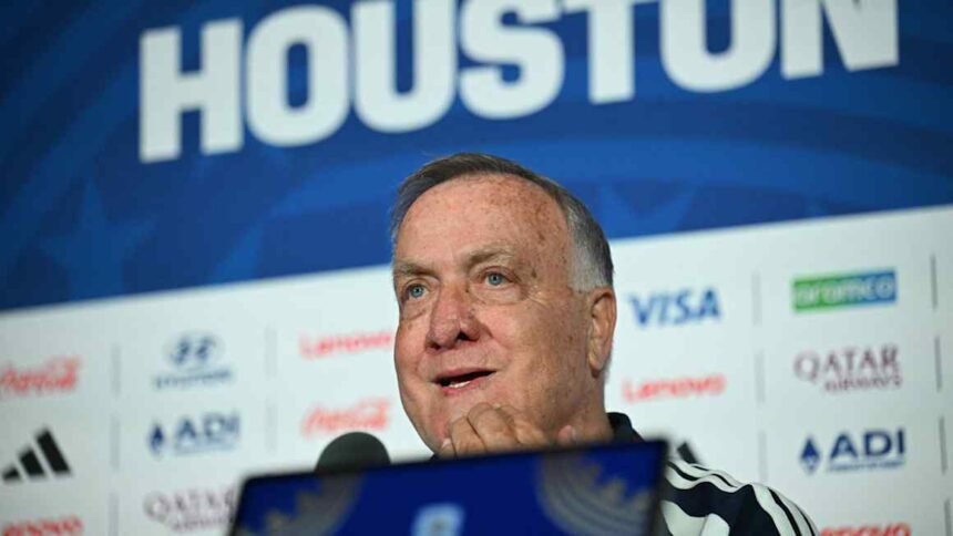 The coach who bonded with Putin and took Curaçao to the World Cup